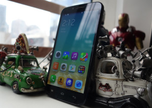 Kesan pertama Onetouch Alcatel Flash Plus ! Produk atas yang terbaru !