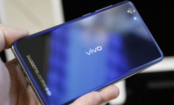 Vivo X5 pro Diluncurkan: Tebal 6,4 mm, Baterai 4150, Eye Scanner, dan Kamera Selfie 32 MP