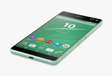 Sony-Xperia-C5-Ultra-Mint-color-front-e1447345134346