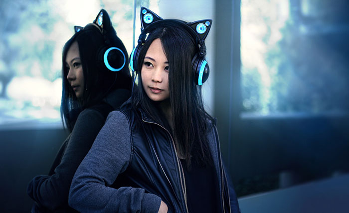 cat-ear-headphones-axent-wear-2