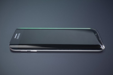 Samsung-Galaxy-S7-Edge-concept-3