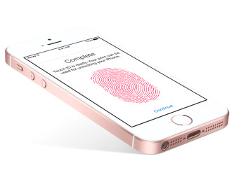 iPhone SE vs Samsung Galaxy S7 Mini