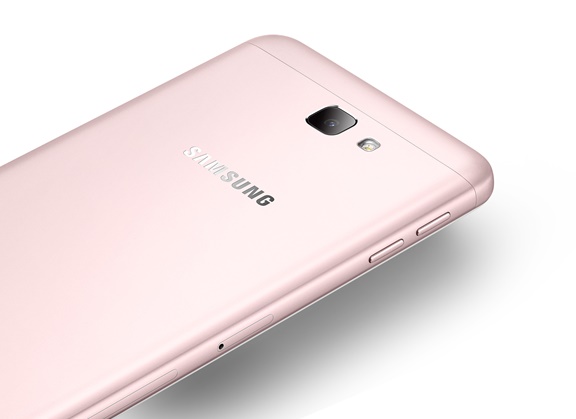 Samsung Galaxy On7 (2016) 2