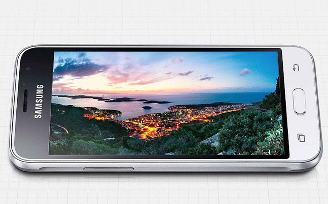 samsung_galaxy_j1_2016_screen_647_031016010656