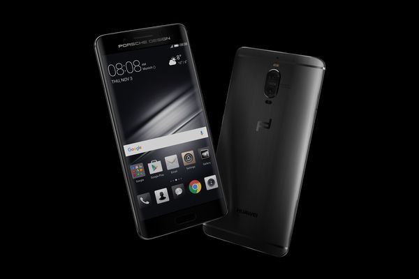 Zoom-on-the-new-Huawei-Mate-9-Porsche-Design